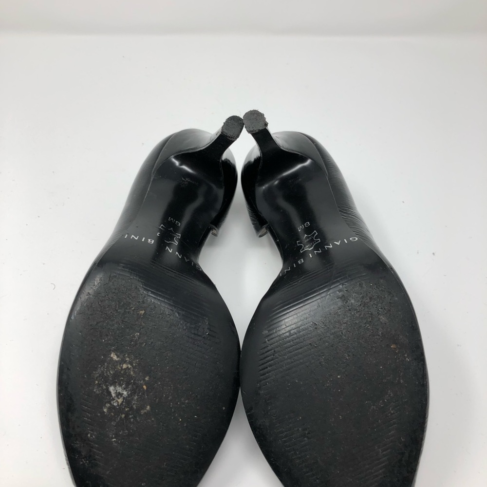 Shoes - Picture 3 of 4